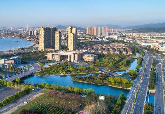 載體建設(shè)，“強(qiáng)實體”期待崛起“強(qiáng)平臺”